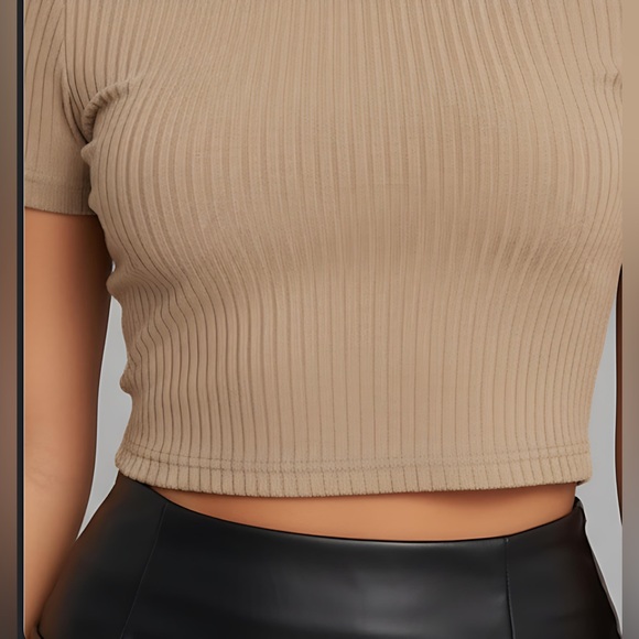 Brown Solid Rib-Knit Tee - Picture 3 of 6